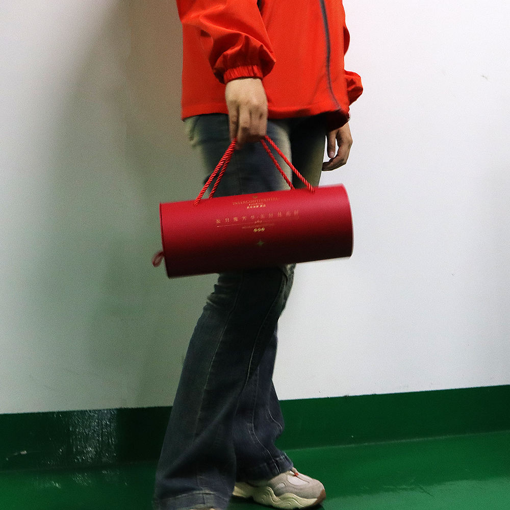 مخصص الإبداعية القابلة لإعادة التدوير القابلة للتحلل الحيوي كعكة القمر جولة كرافت ورقة التعبئة والتغليف صناديق أنبوب مع حبل مقبض ختم الطباعة