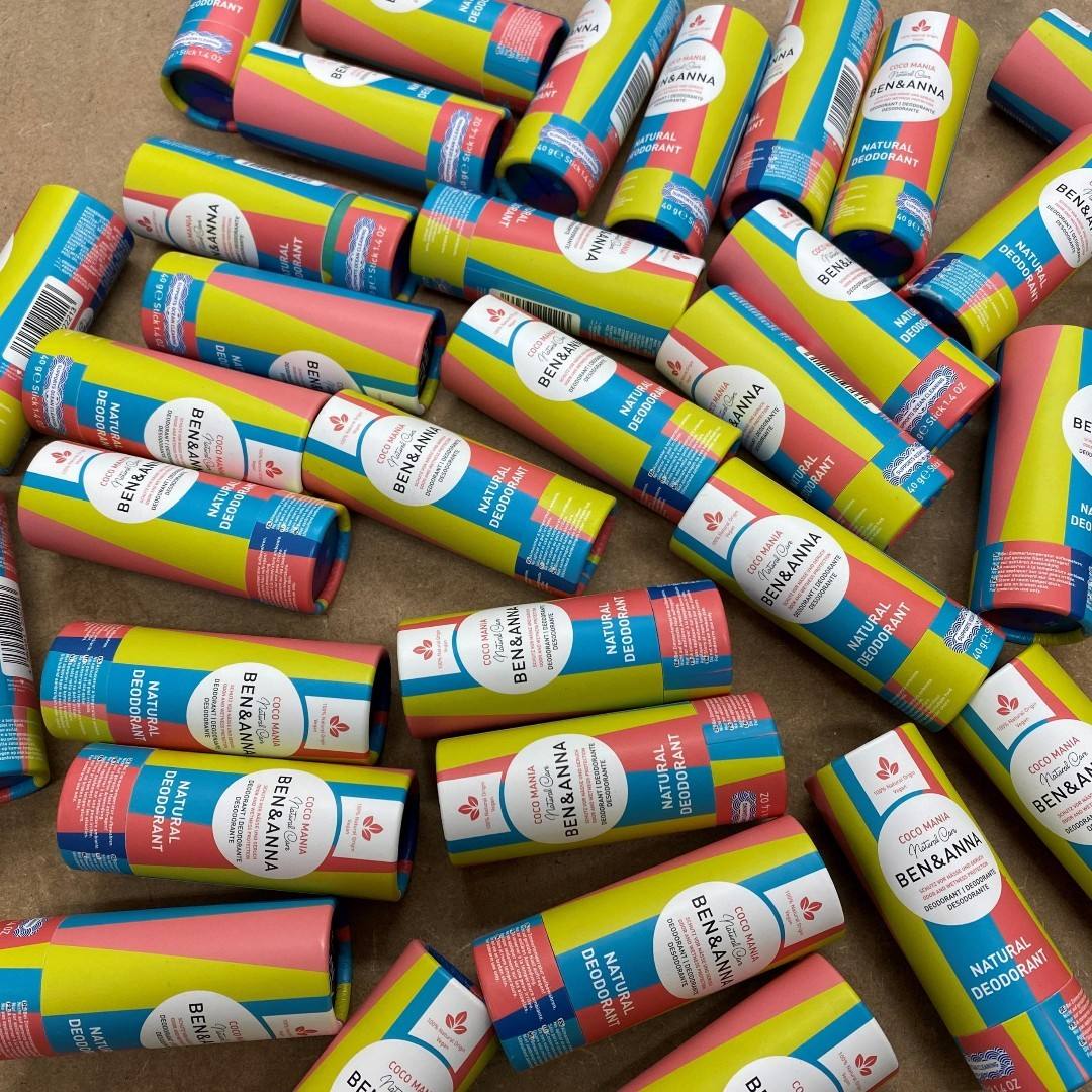 أنبوب تعبئة أسطواني دائري مُعاد تدويره لرفع مزيل العرق لأحمر الشفاه مصنوع من الورق