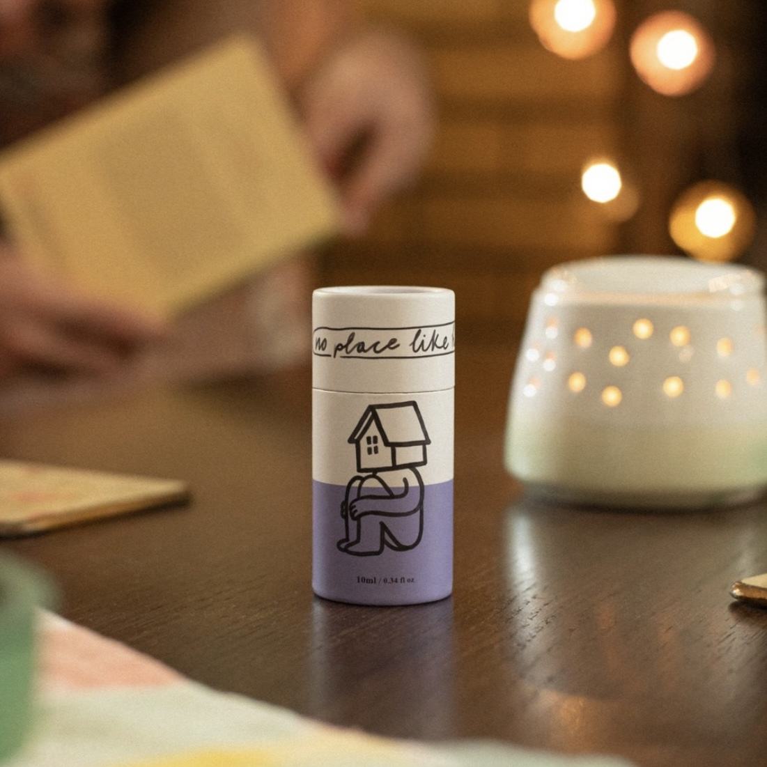 طباعة مخصصة 30 مللي 50 مللي 100 مللي زيت عطري عطر كرتون اسطوانة مستديرة ورق التغليف أنبوب للعناية بالبشرة ومستحضرات التجميل