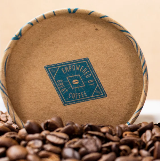 صديقة للبيئة من الورق المقوى فضفاض الشاي حبوب البن اسطوانة مستديرة صندوق التعبئة والتغليف الغذاء الصف أنبوب ورقي أنبوب ورق كرافت مقاوم للرطوبة