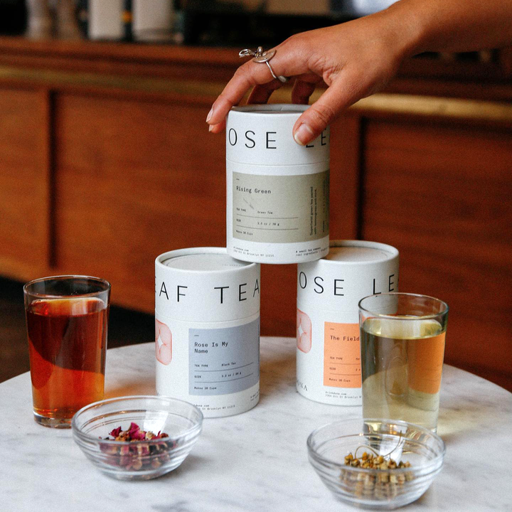 تصميم عالي الجودة لتغليف الورق المعاد تدويره وتغليف الورق المقوى على شكل أنبوب دائري لعلبة الكعك والشوكولاتة