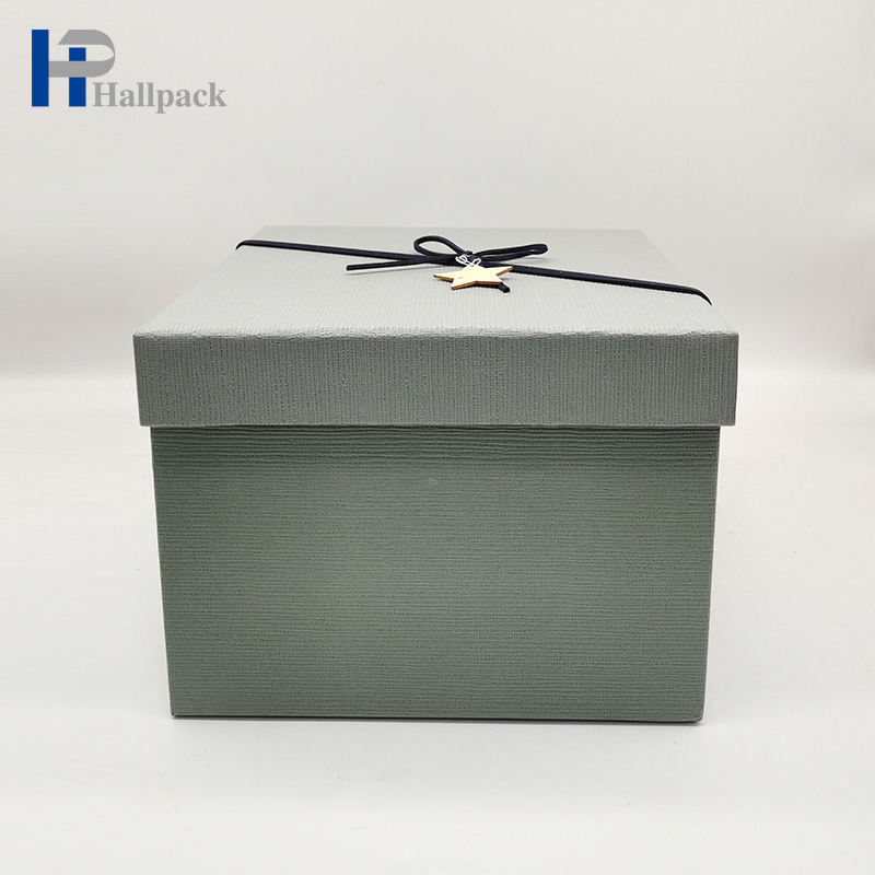صندوق ورق تغليف فاخر من الورق المقوى باللون الرمادي المخصص مع الشريط