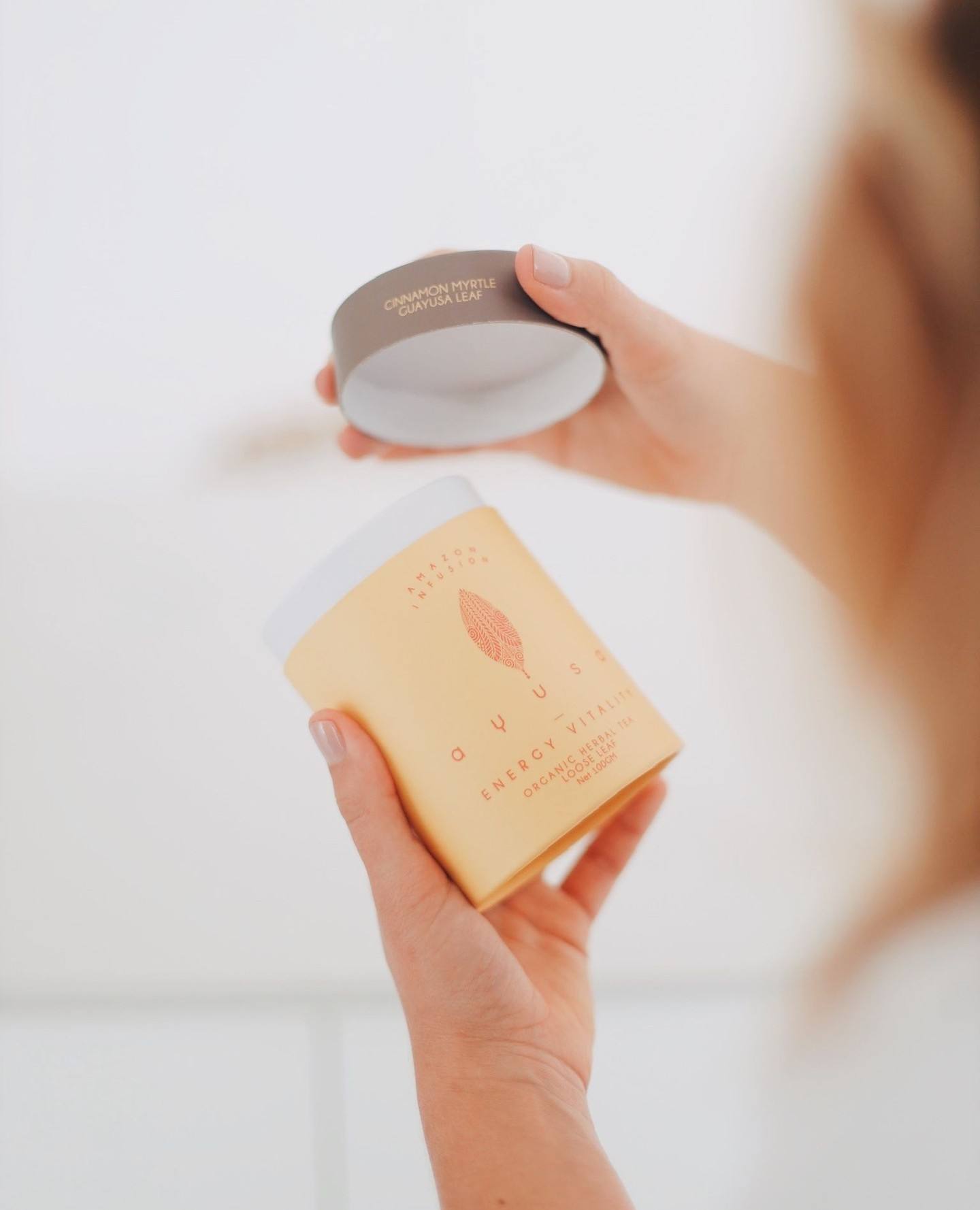 علبة أنبوبية مستديرة عالية الجودة قابلة للتحلل الحيوي قابلة لإعادة التدوير لتغليف أسطوانة الشاي والقهوة للمشروبات