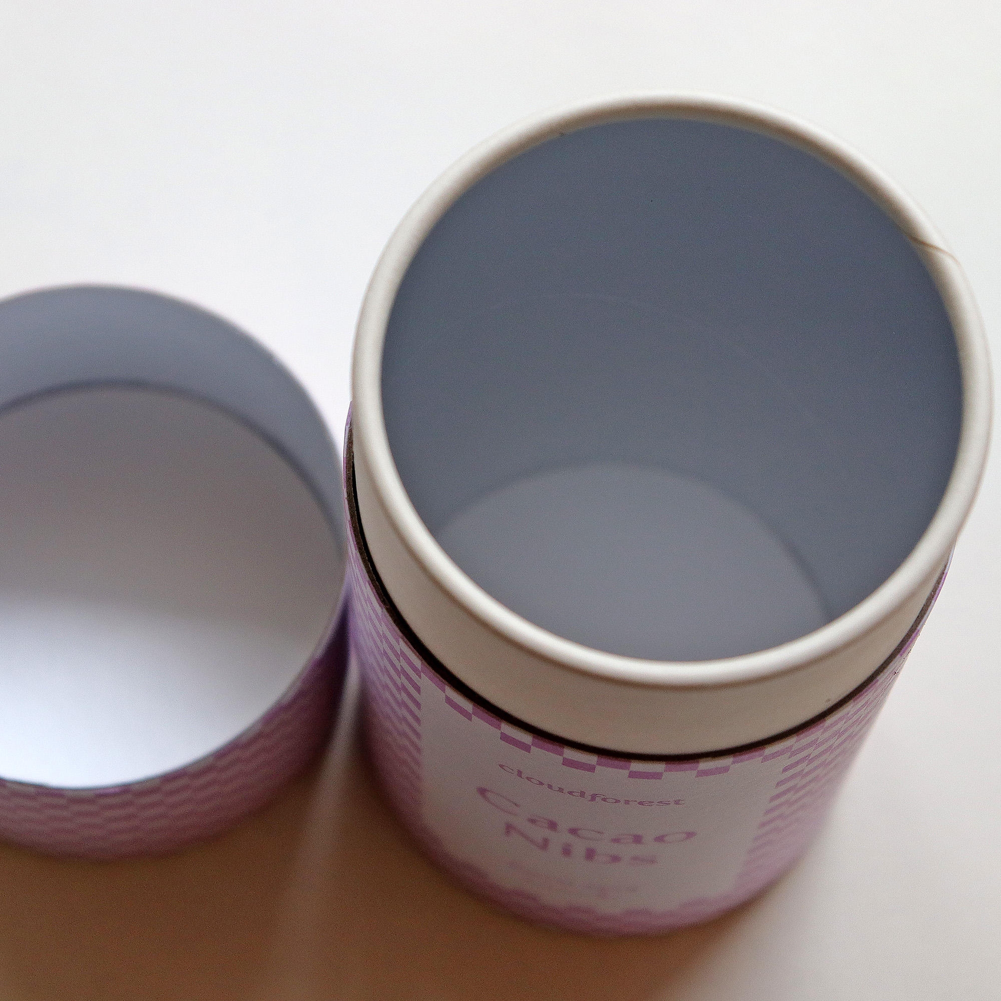 حاويات تخزين من الورق المقوى ذات الأسطوانة المستديرة المطبوعة المخصصة لأنبوب ورق القهوة والشاي والغذاء لتغليف ملفات تعريف الارتباط