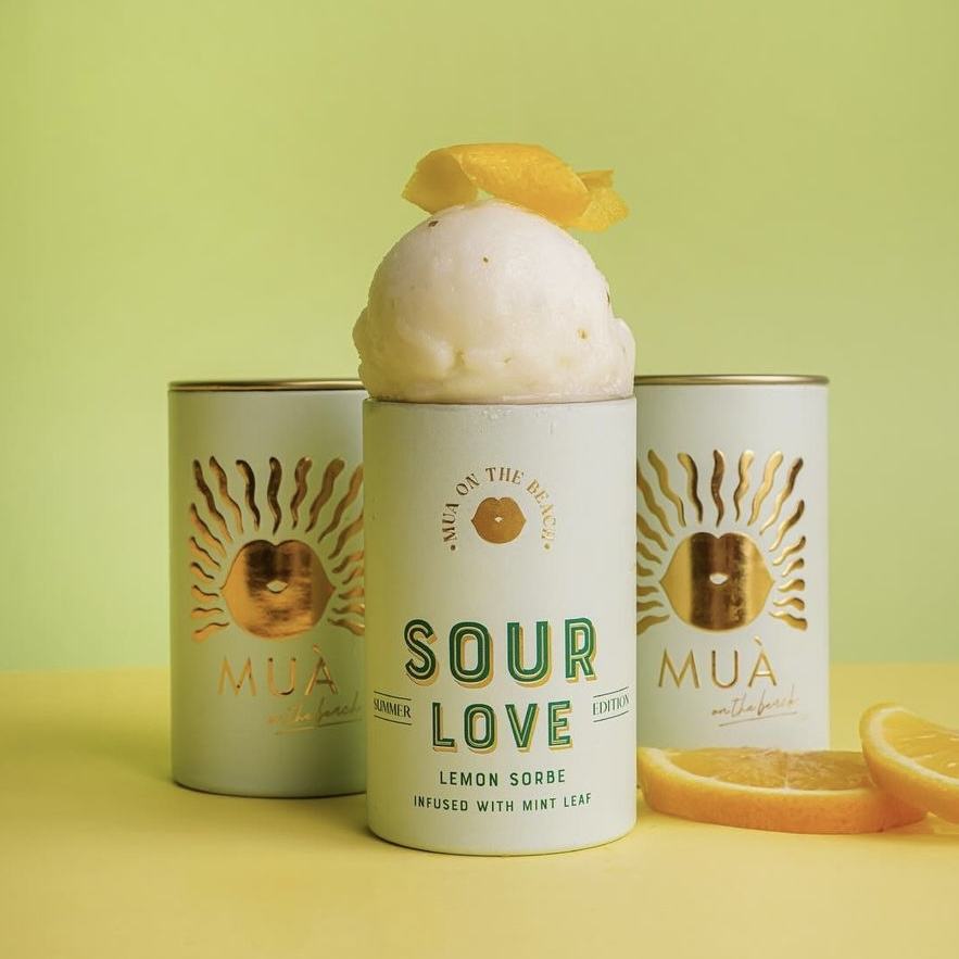 حاوية آيس كريم على شكل أسطوانة من الورق المقوى الإبداعي مخصصة مع غطاء معدني وأنبوب ورقي لحائط ورق الألومنيوم