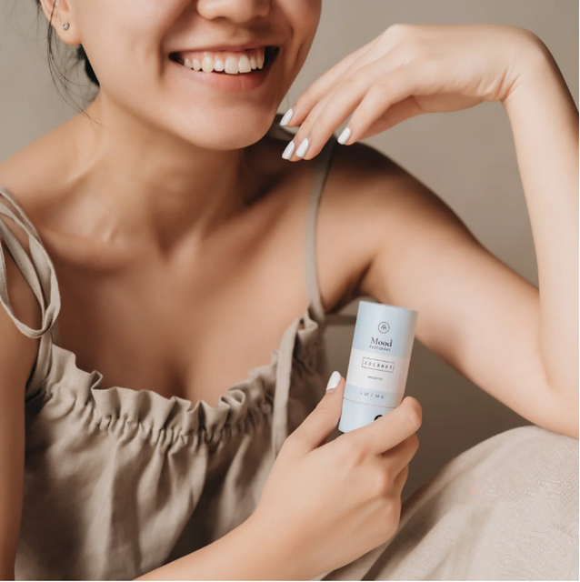 مصنع التخصيص ايكو القابلة للتحلل ماتي الشفاه بلسم رفع أنابيب التعبئة والتغليف حاوية مزيل العرق الفارغة أنبوب ورق الكرافت