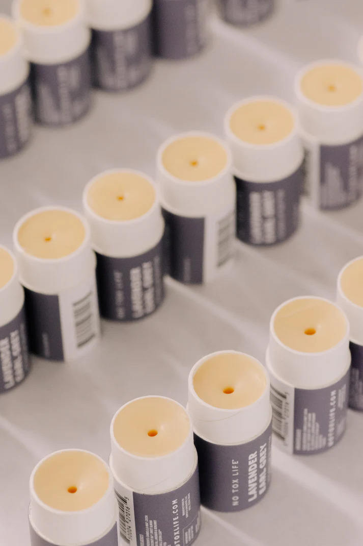 صديقة للبيئة ورقة مخصصة بلسم الشفاه أنبوب رفع اسطوانة لوسيون بار شكل دائري أنابيب الورق التعبئة والتغليف