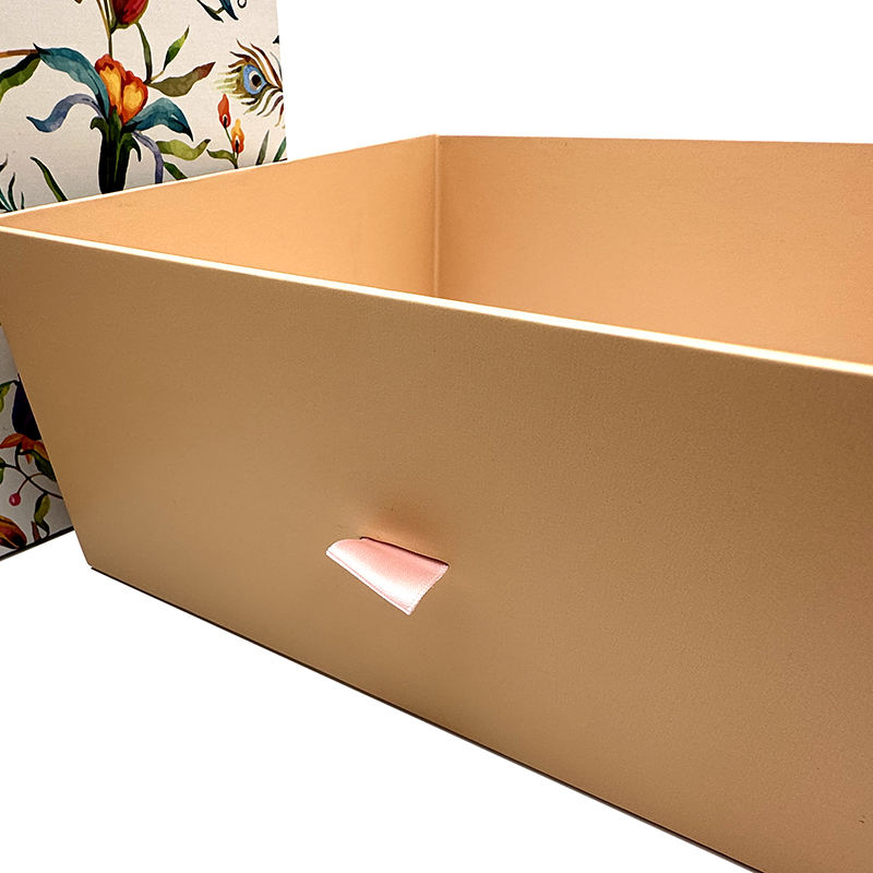 صديقة للبيئة بالجملة تخصيص حجم الشعار هدية حزمة صندوق صندوق ورق درج